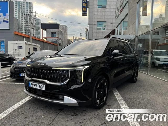 Kia Carnival — экстерьер