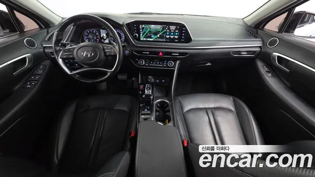Hyundai Sonata — интерьер