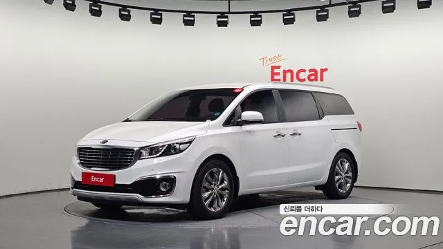 Kia Carnival — экстерьер