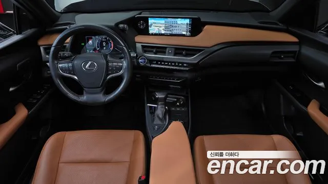 Lexus UX — интерьер