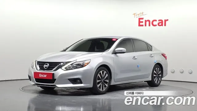 Nissan Altima