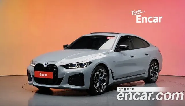BMW i4