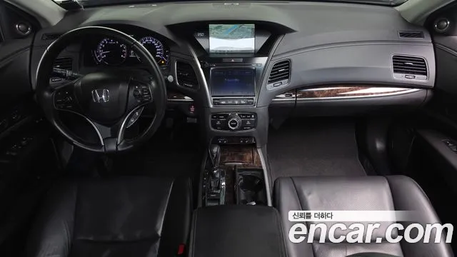 Honda Legend — интерьер