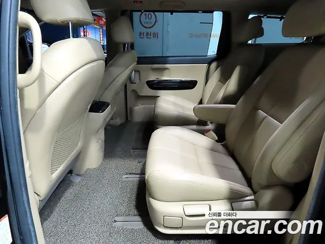 Kia Carnival — интерьер