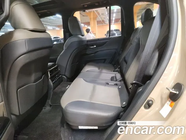Lexus LX — интерьер