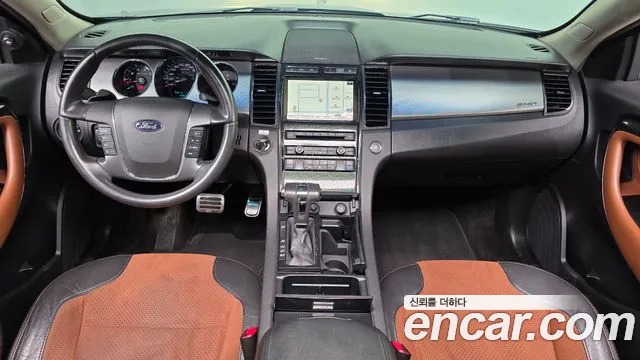 Ford Taurus — интерьер