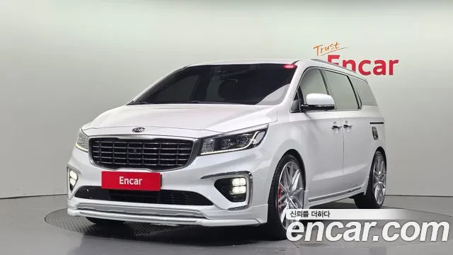 Kia Carnival — экстерьер