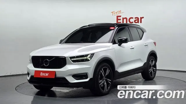 Volvo XC40
