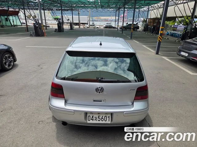 Volkswagen Golf — интерьер
