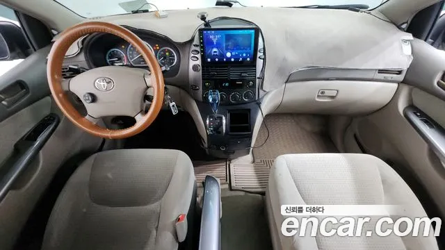 Toyota Sienna — интерьер