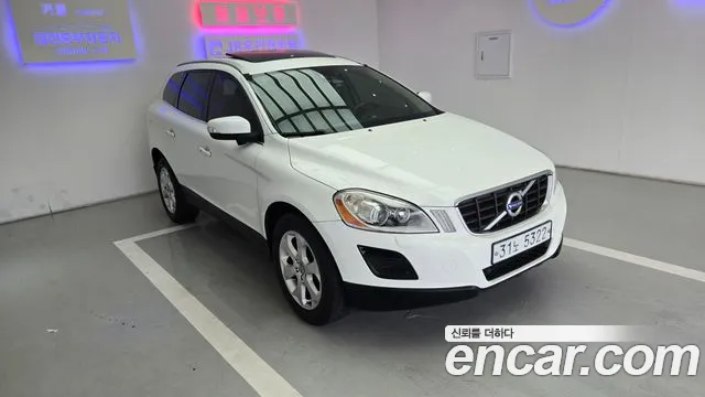 Volvo XC60 — интерьер
