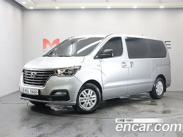 Hyundai Starex