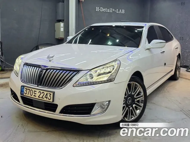 Hyundai Equus