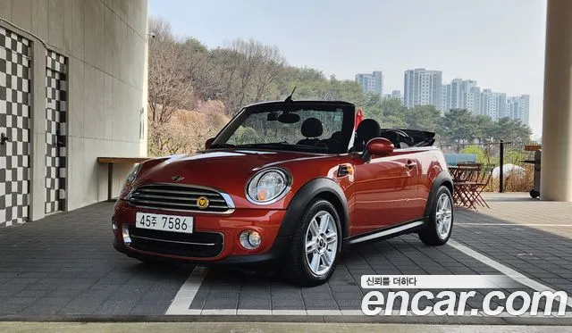 MINI Cooper Convertible