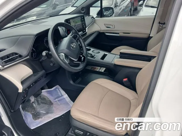 Toyota Sienna — интерьер