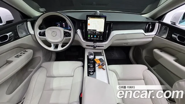 Volvo XC60 — интерьер