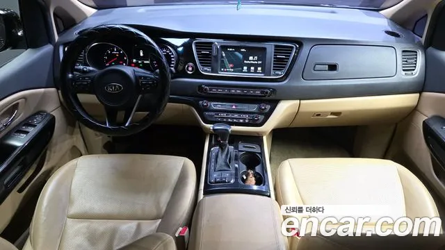 Kia Carnival — интерьер