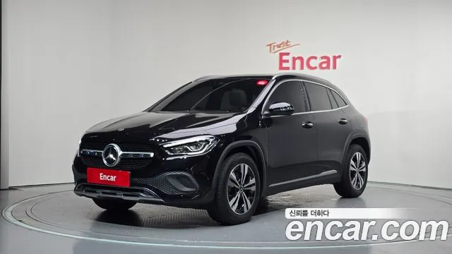 Mercedes-Benz GLA-класс