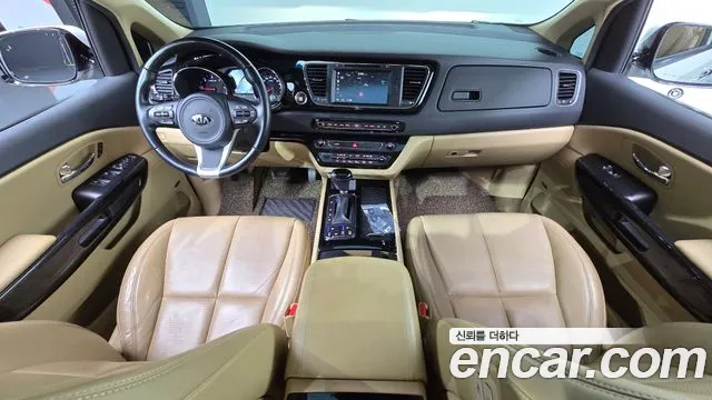 Kia Carnival — интерьер