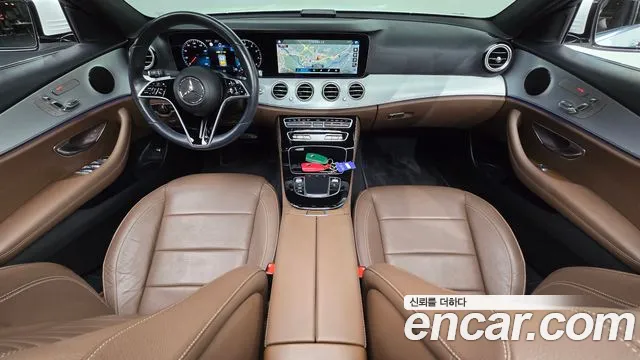 Mercedes-Benz E-класс — интерьер