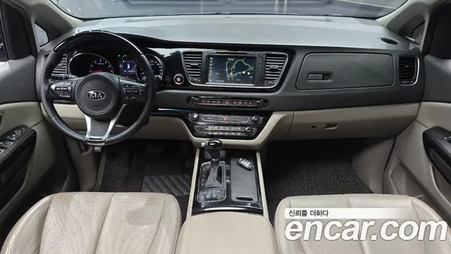 Kia Carnival — интерьер