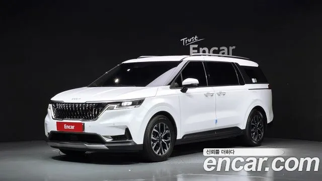 Kia Carnival — экстерьер