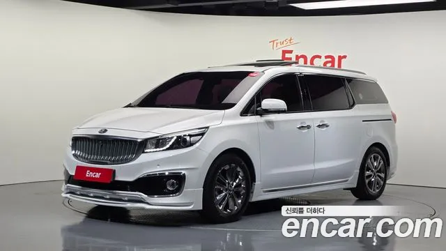 Kia Carnival — экстерьер