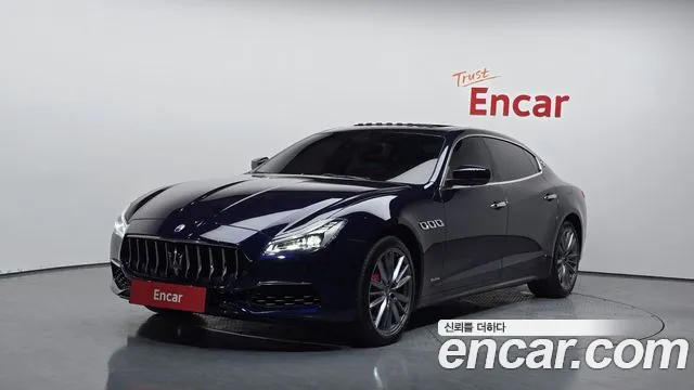 Maserati Quattroporte