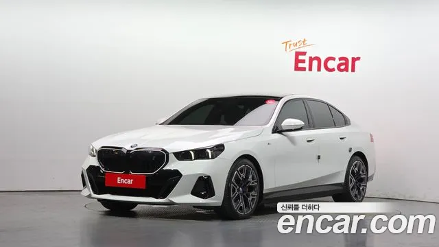BMW i5