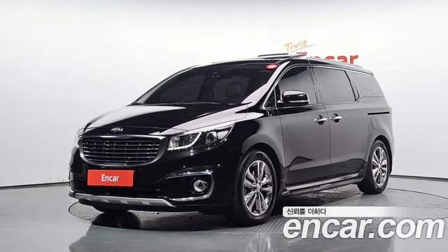 Kia Carnival — экстерьер