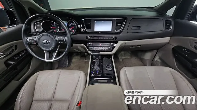 Kia Carnival — интерьер