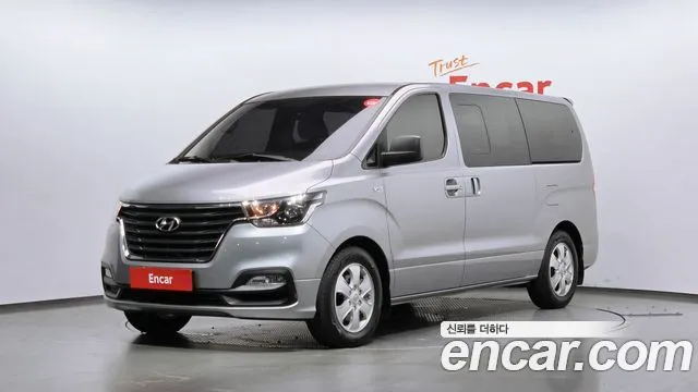 Hyundai Starex