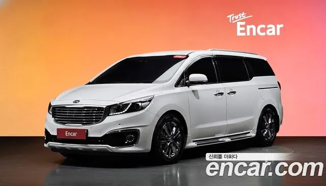 Kia Carnival — экстерьер