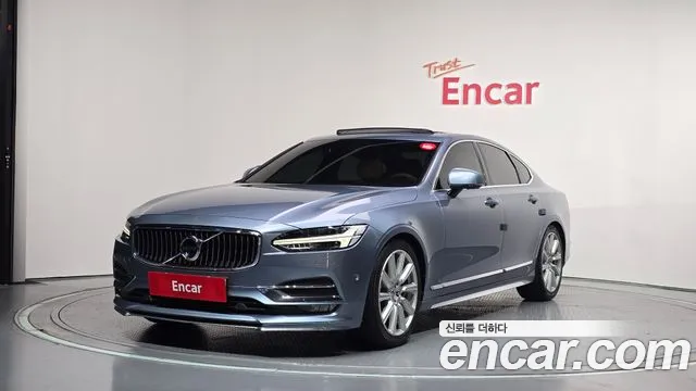 Volvo S90
