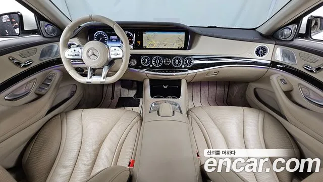 Mercedes-Benz S-класс — интерьер