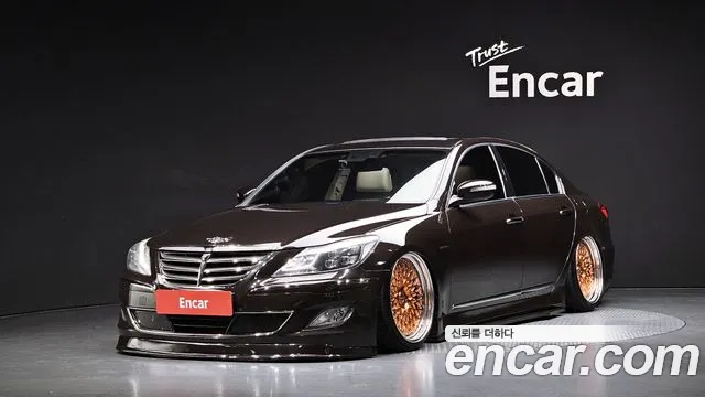 Hyundai Genesis