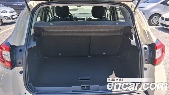 Renault Korea QM3 — интерьер