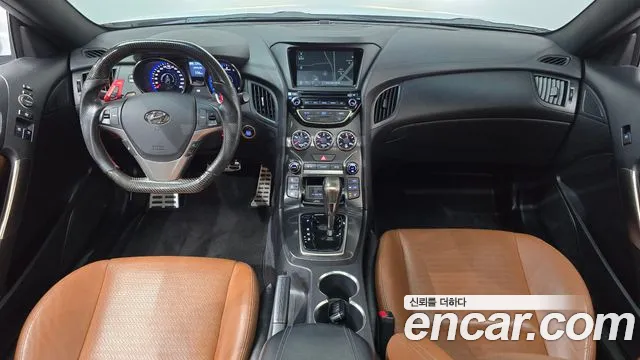 Hyundai Genesis — интерьер