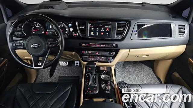 Kia Carnival — интерьер