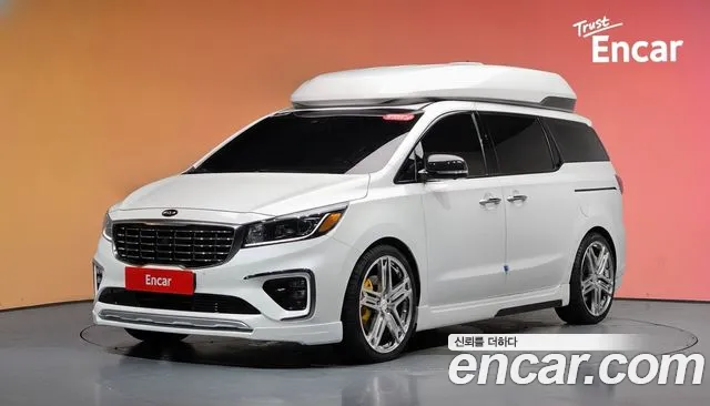 Kia Carnival — экстерьер