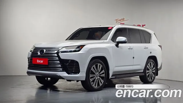 Lexus LX