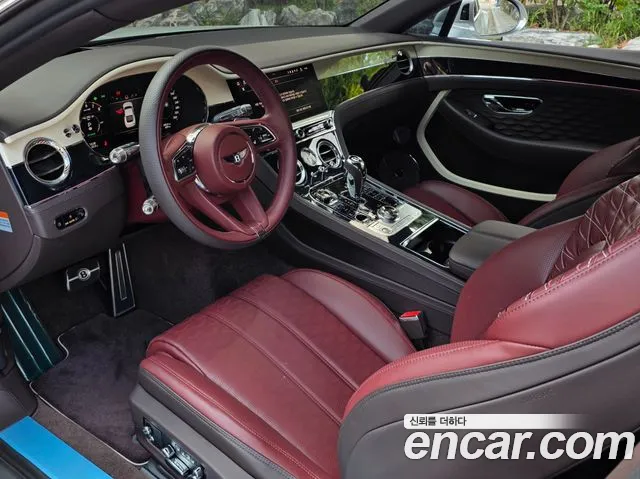Bentley Continental — интерьер