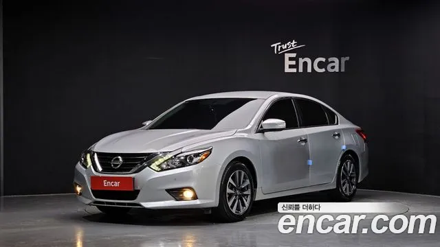 Nissan Altima