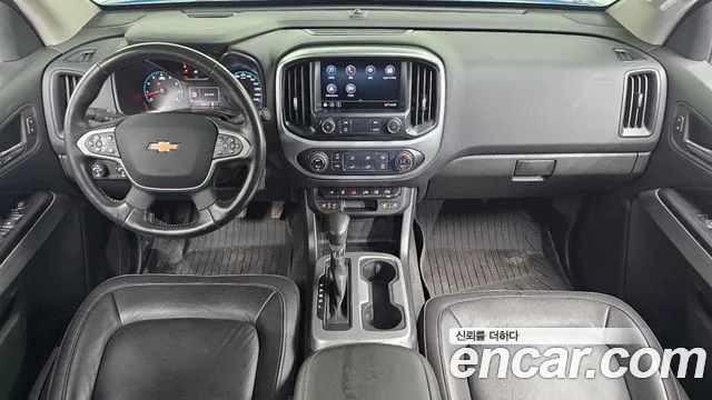 Chevrolet Korea Colorado — интерьер