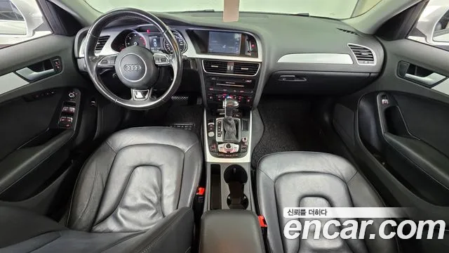 Audi A4 — интерьер