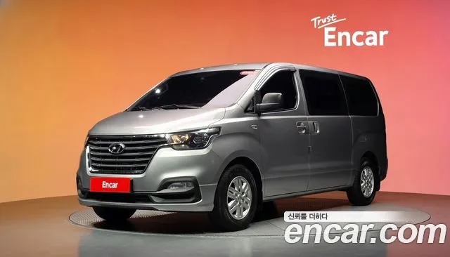 Hyundai Starex