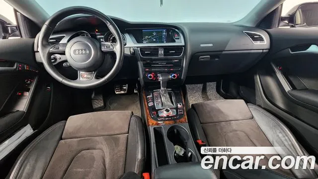 Audi A5 — интерьер