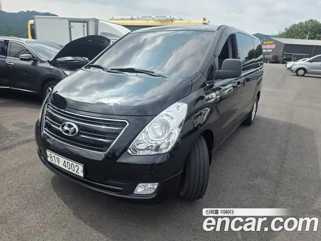 Hyundai Starex