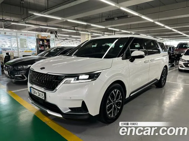 Kia Carnival — экстерьер