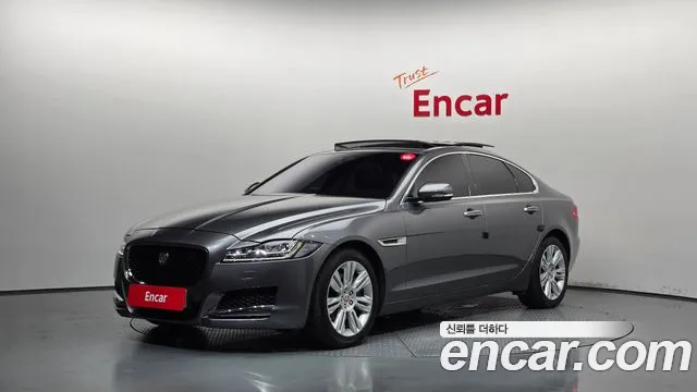 Jaguar XF